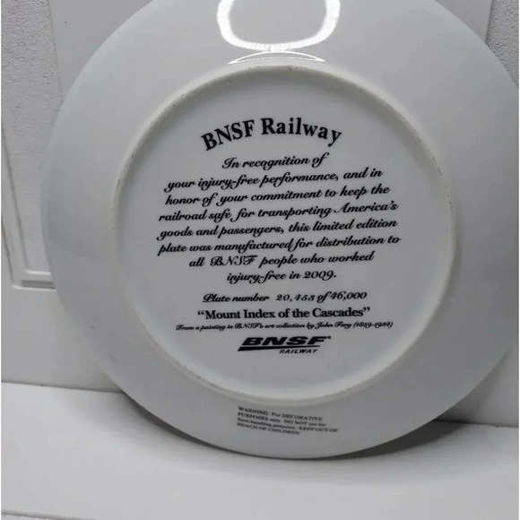 Mount Index Of The Cascades BNSF Railroad Plate Porcelain - Picture 2 of 4